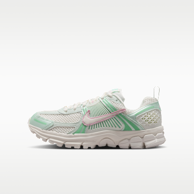 Nike Vomero 5 Older Kids' Shoes with Reflective Design Accents